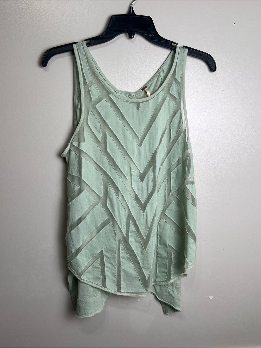 Free People Ethereal Daze Tank Top, Geo Mesh Front Button Down Back Size L, EUC